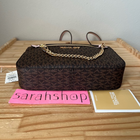 🌼Michael Kors Purse - Picture 6 of 15